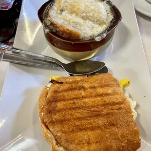 Goat cheese pesto panini (with extra tomato apparently) w/ French onion soup