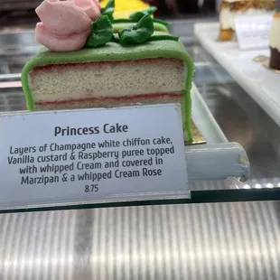 What a beautiful treat and selection of desserts they have here, along with great coffees/ expresso