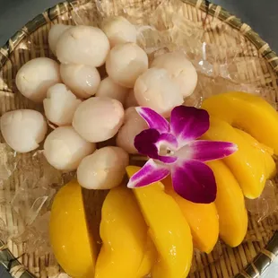 Lyches &amp; Peaches