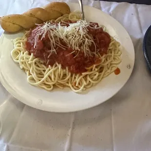 Spaghetti and meatballs