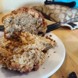 Cinnamon muffin.