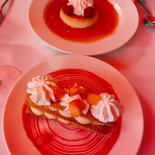 Desserts. One tastes like crème brûlée. The other is crunchy and creamy.