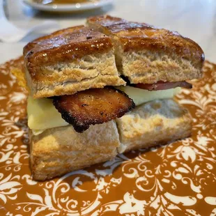 BEC on biscuit