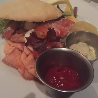 Salmon Sandwich