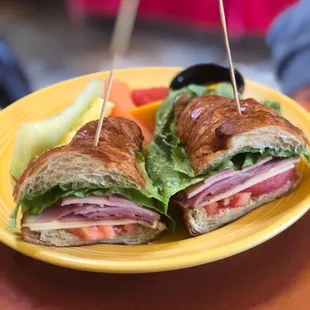 Applewood ham croissant sammy (without eggs)