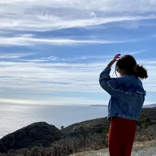 Laura L.