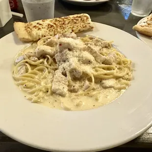 Chicken fettuccine alfredo