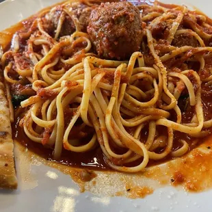 Spaghetti and meatballs