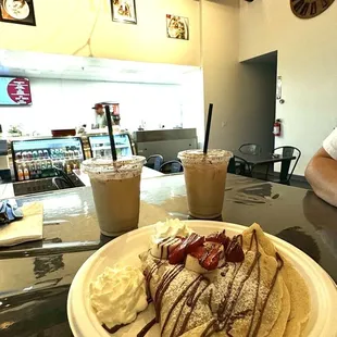 nutella crépe &amp; cinnamon dolce latte