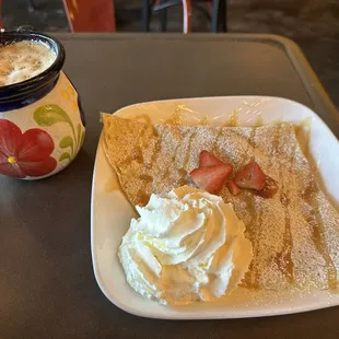 Nutella with Strawberries crepe ** Mazapan Latte
