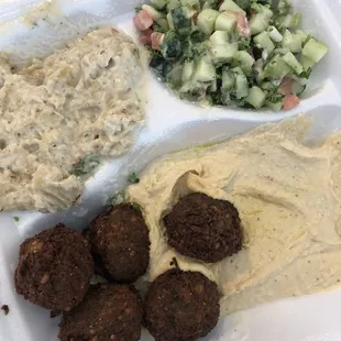 Falafel platter