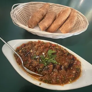 Turkish Spicy Ezme Salad