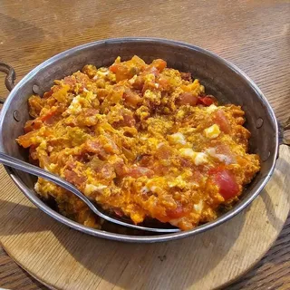 Scramble Eggs with Tomato