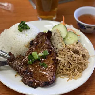 Grilled pork with shredded pork, and crab meat