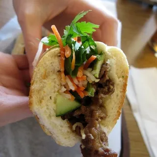 Banh MI Thit Nuong