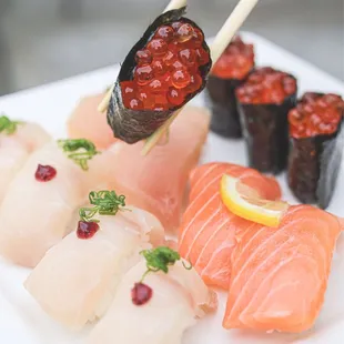 Ikura Food IG: @nomswithsabs