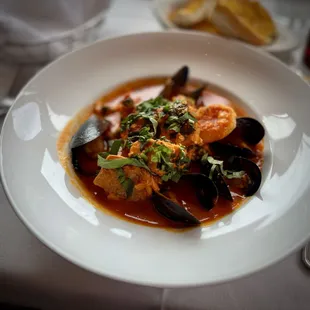CIOPPINO. Sooo good!
