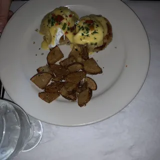 Bayou Crab Cakes & Eggs