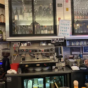 Bar that you should sit up if desperate! Bar man was rude, awkward and bad sarcasm