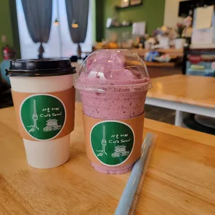 Blueberry yogurt smoothie &amp; red bean latte