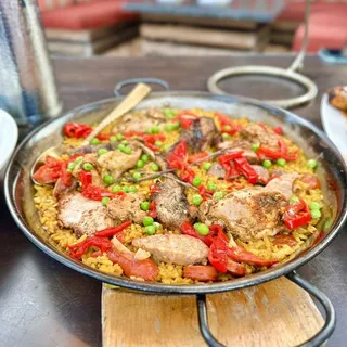 Rupestre Paella Familia