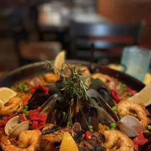 Black Seafood Paella Familia