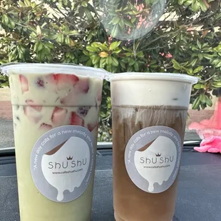 Strawberry matcha &amp; black tea with sea crema