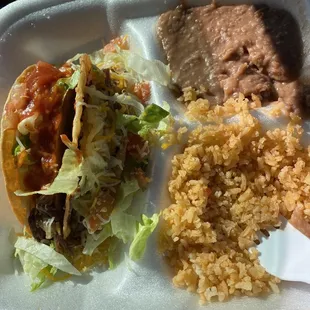 Shredded beef taco plate