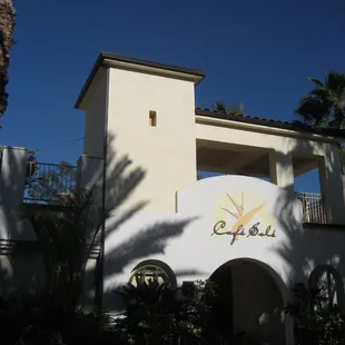 ramen and noodles, outside