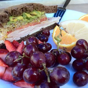 Turkey Sandwich with fruits