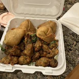 Vegetable Samosa and veggie pakora