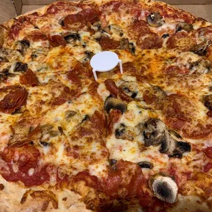 Pepperoni, mushroom w/ extra sauce and cheese