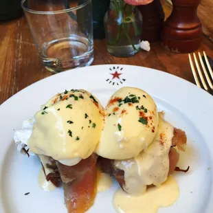 Eggs Benedict