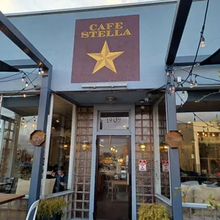 The entrance of Cafe Stella.