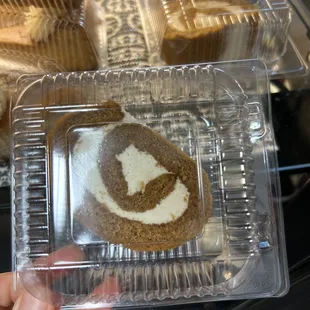 Pumpkin roll slice