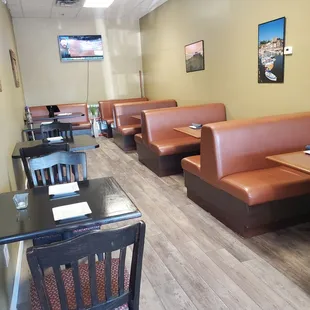 Additional Dining  separate from main room