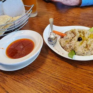 So soft warm pita bread with olive oil/sun dried tomato dipping sauce, plus baba ghanoush