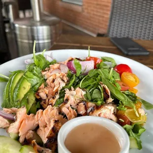 Grilled Salmon Salad