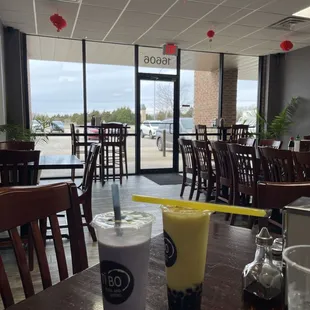 taro &amp; mango smoothie with boba