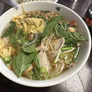 Egg noodle soup combination