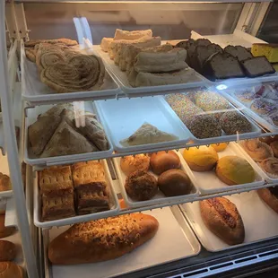 Pastries / baked goods