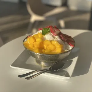 Mango Strawberry Bingsu