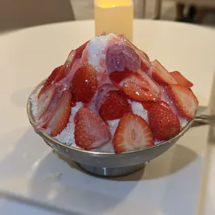 Strawberry Bingsu