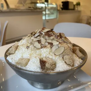 Injeolmi Bingsu