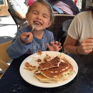 M&M Pancakes