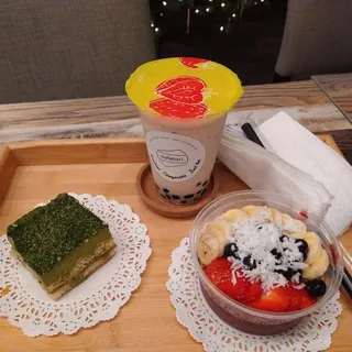 Vanilla Milk Tea