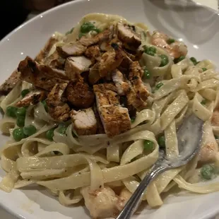 Chicken and shrimp Alfredo