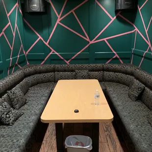 Cafe TU AH Karaoke room