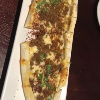 Kiymali (Meat Loaf) Pide