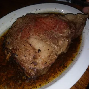 King cut prime rib